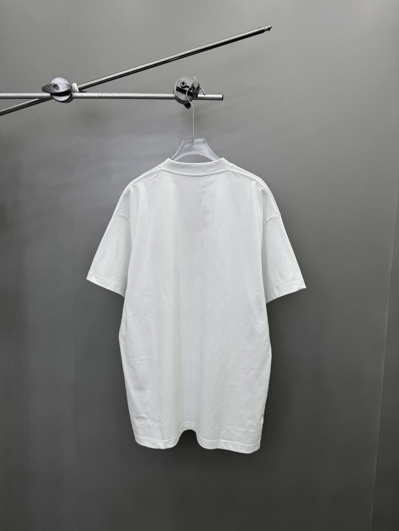 Unclassified Brand T-Shirts